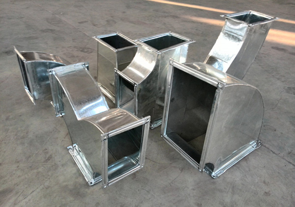 1727321910342668.jpg 使用十堰鍍鋅風(fēng)管有哪些好處